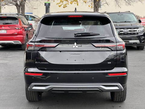 2025 Mitsubishi Outlander SE