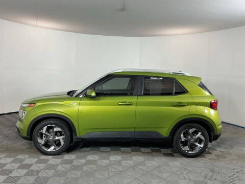 2021 Hyundai Venue SEL