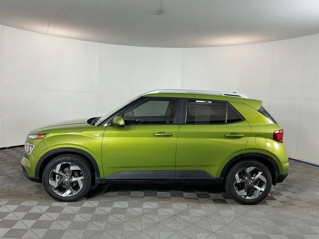 2021 Hyundai Venue SEL
