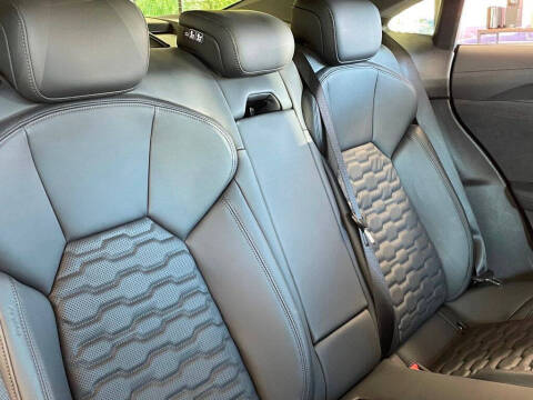 2023 Audi e-tron GT quattro Premium Plus