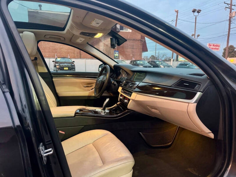 2013 BMW 5 Series 528i