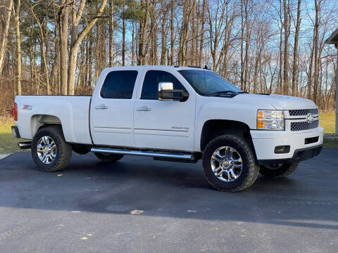 2014 Chevrolet Silverado 2500HD for sale at CMC AUTOMOTIVE in Urbana IN