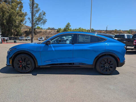 2025 Ford Mustang Mach-E Premium