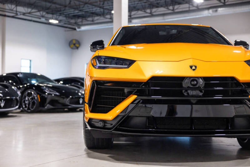 2024 Lamborghini Urus S
