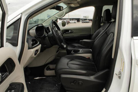 2021 Chrysler Pacifica Touring L