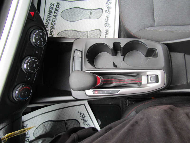 2025 Chevrolet Trax RS