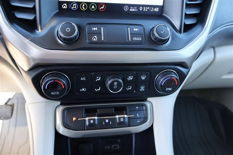 2020 GMC Acadia Denali