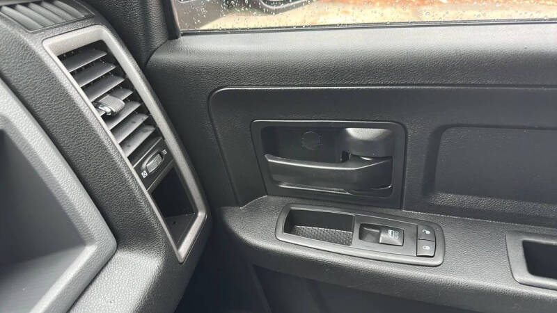 2017 RAM 1500 Express