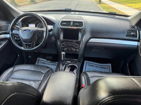 2017 Ford Explorer XLT