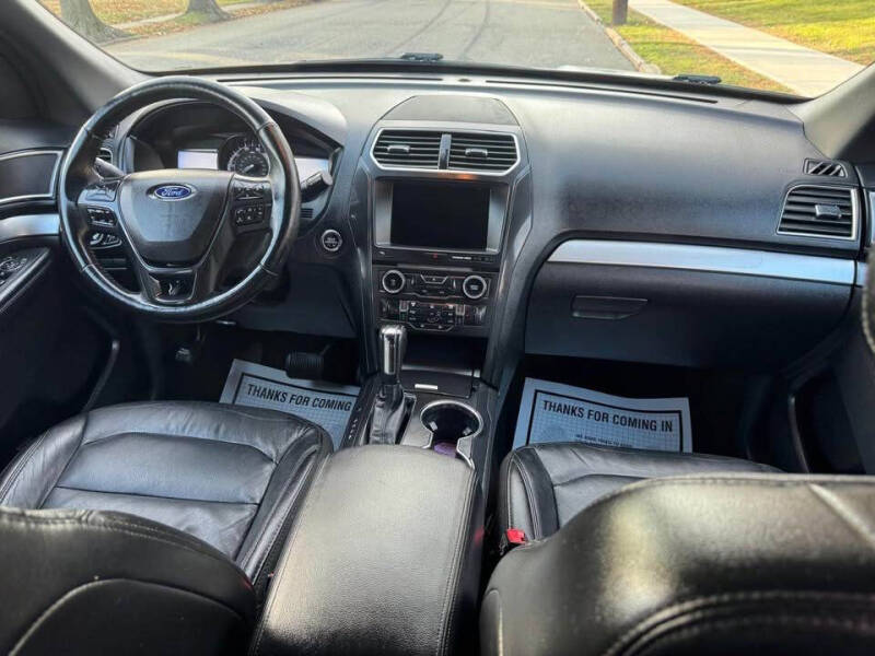 2017 Ford Explorer XLT