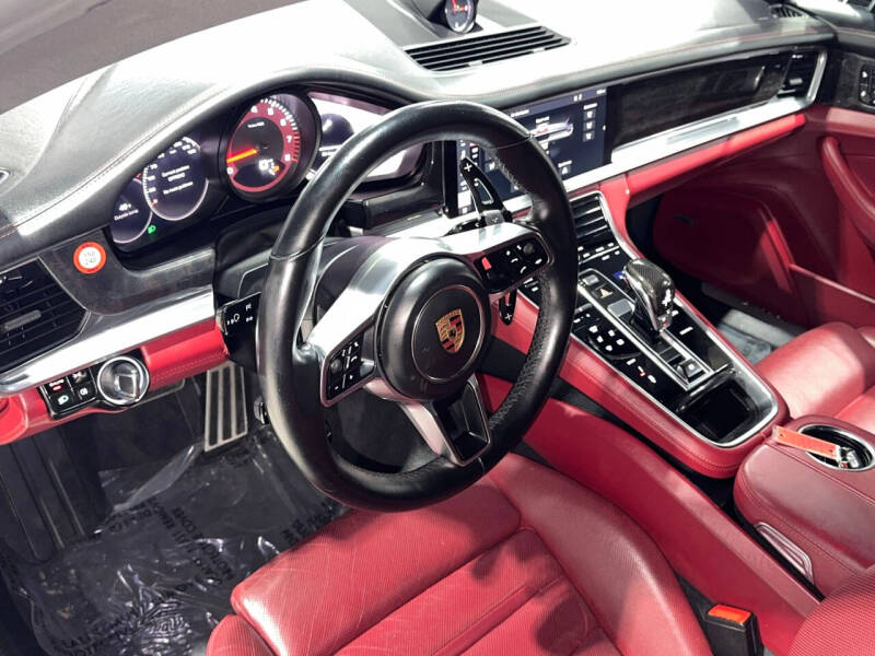 2018 Porsche Panamera