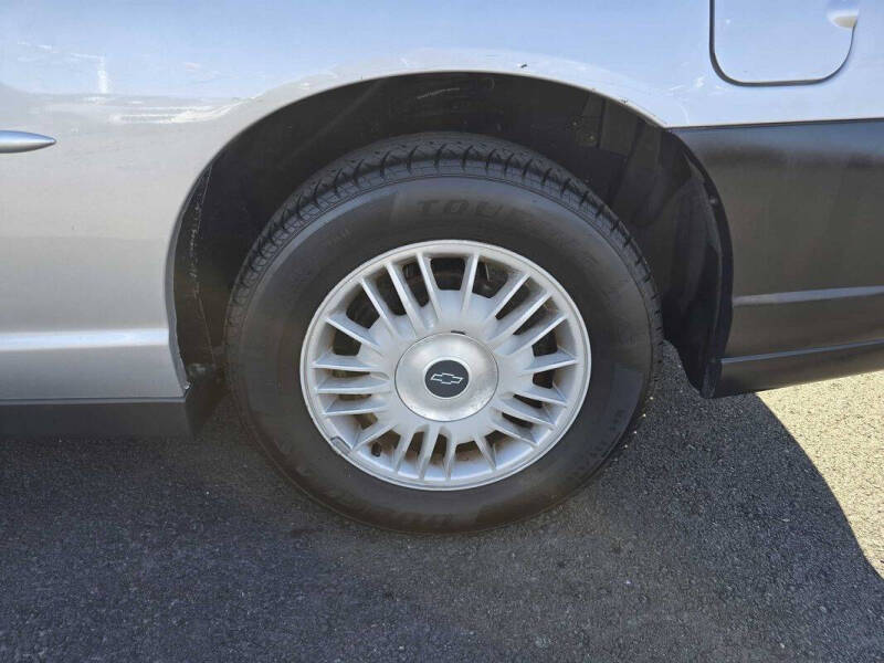 2000 Chevrolet Monte Carlo LS