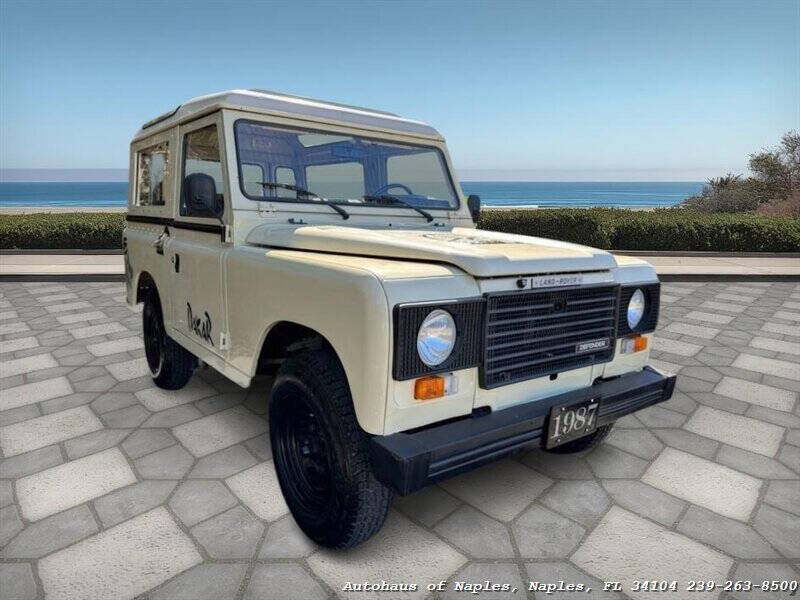 1987 Land Rover Defender
