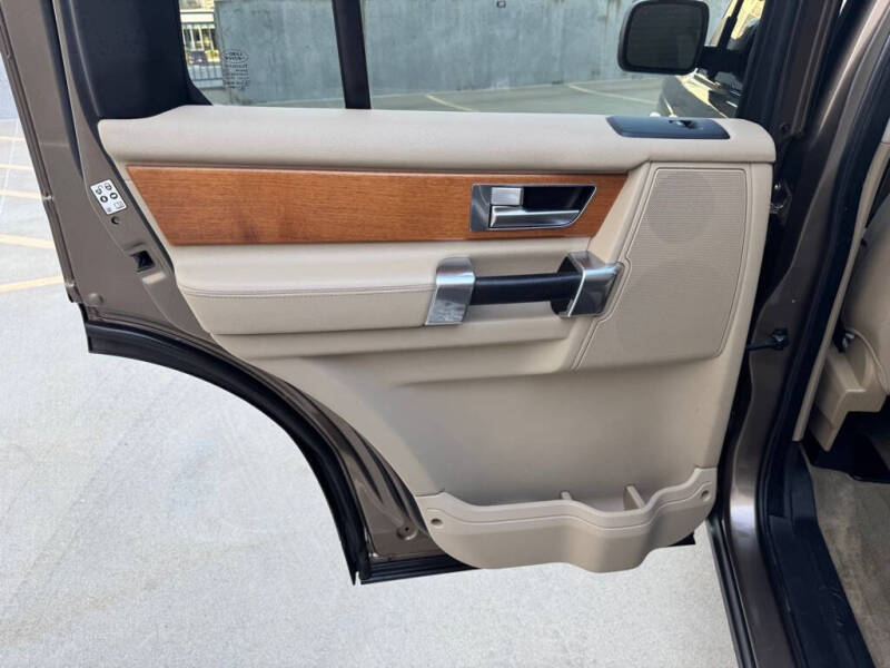 2012 Land Rover LR4 HSE LUX