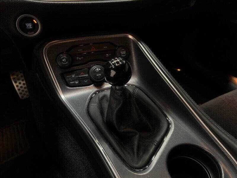 2016 Dodge Challenger R/T Plus