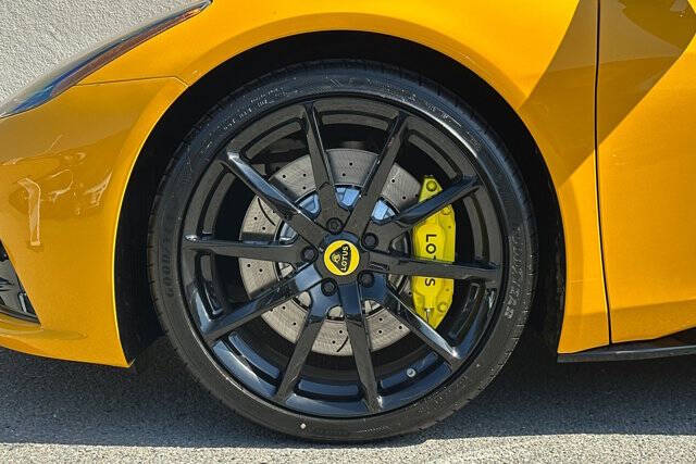 2025 Lotus Emira V6 Base