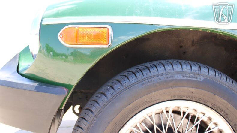 1977 MG B