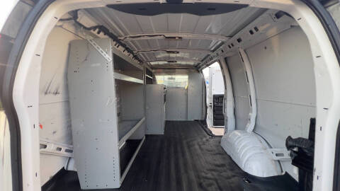 2021 Chevrolet Express 2500