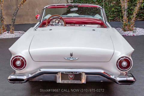1957 Ford Thunderbird