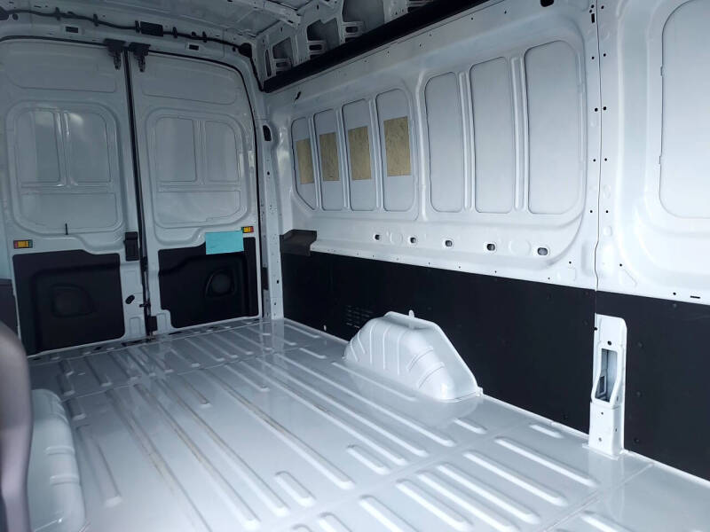 2023 Ford E-Transit 350