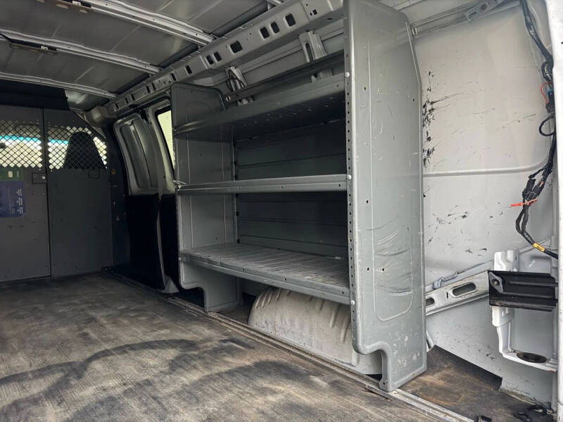 2017 Chevrolet Express 2500