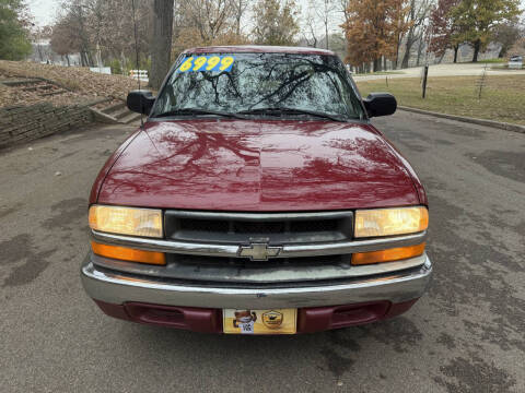 2000 Chevrolet S-10 LS