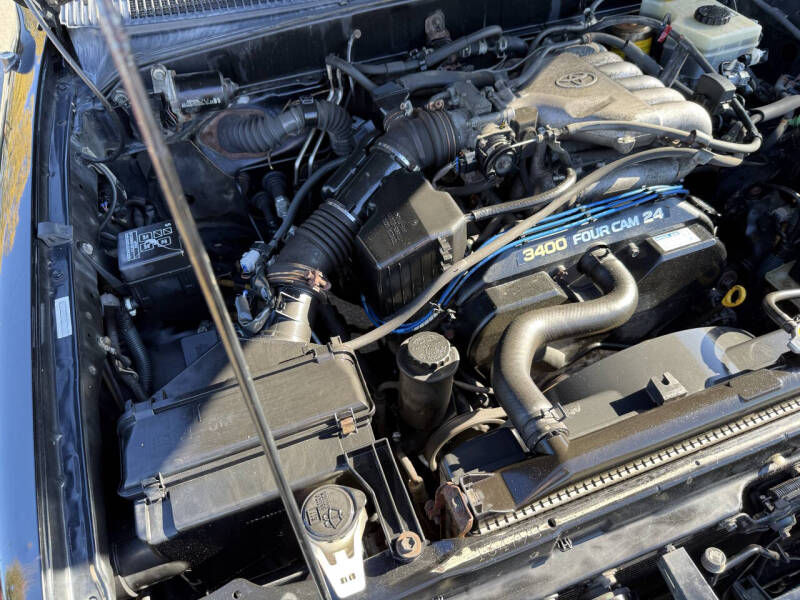 2002 Toyota 4Runner SR5