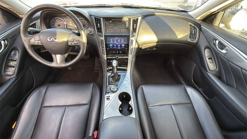 2016 Infiniti Q50 3.0T Premium