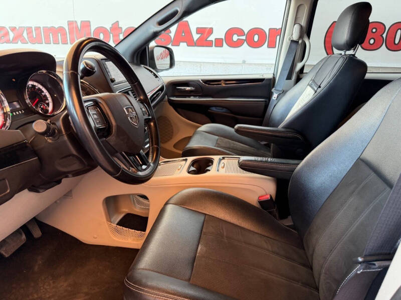 2020 Dodge Grand Caravan SXT