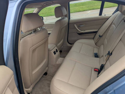 2011 BMW 3 Series 328i