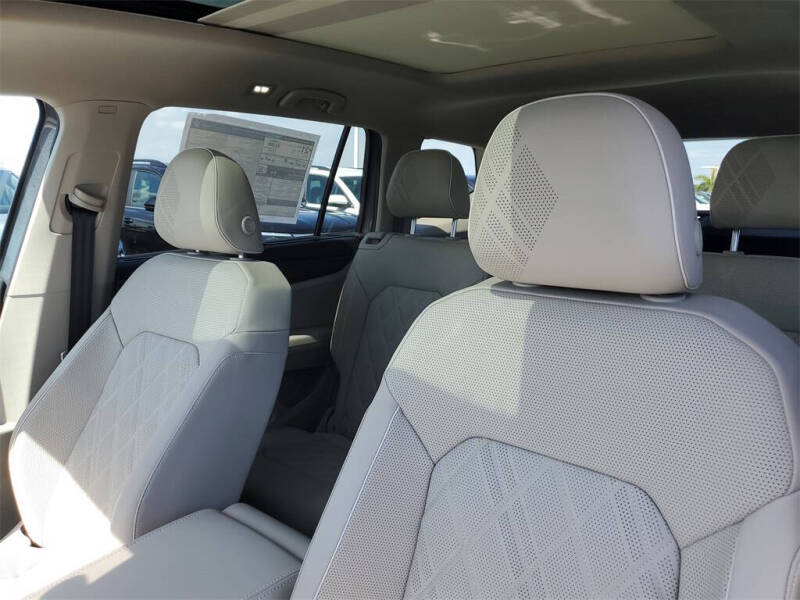 2025 Volkswagen Atlas SEL Premium R-Line 4Motion