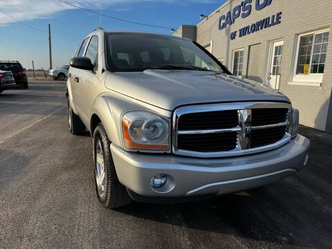 2004 Dodge Durango for sale at Caps Cars Of Taylorville in Taylorville IL