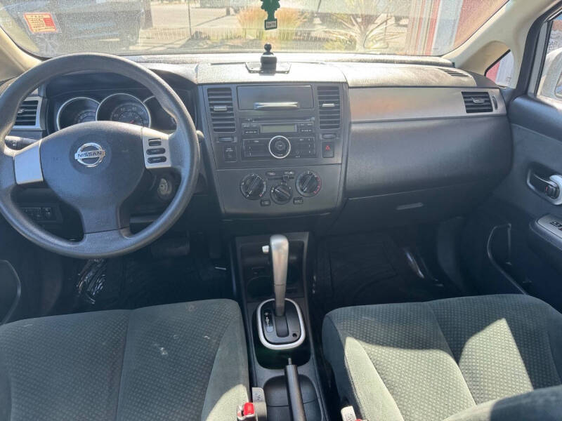 2012 Nissan Versa 1.8 S