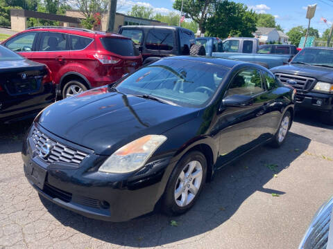 2009 Nissan Altima for sale at ENFIELD STREET AUTO SALES in Enfield CT