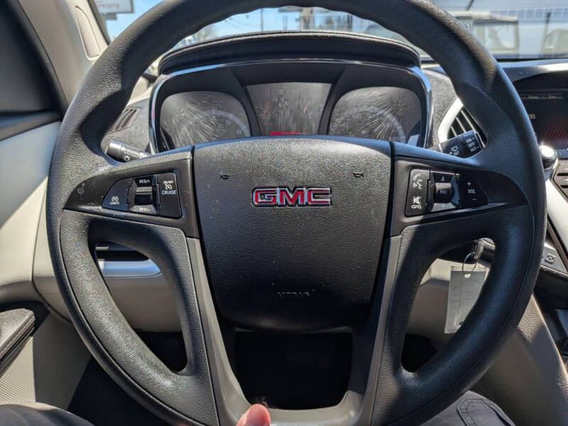 2017 GMC Terrain SLE-1
