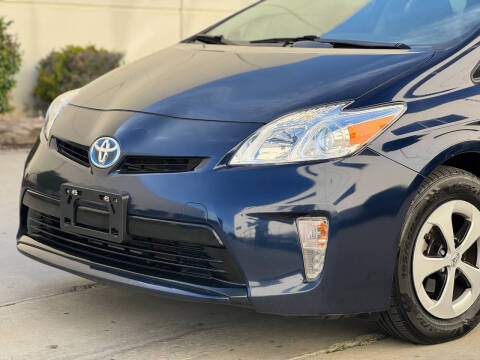 2015 Toyota Prius Two