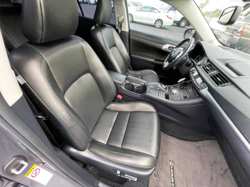 2013 Lexus CT 200h