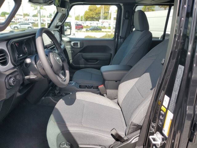 2026 Jeep Gladiator Sport S