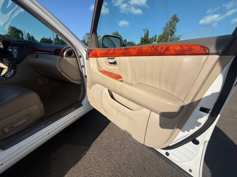 2003 Lexus LS 430