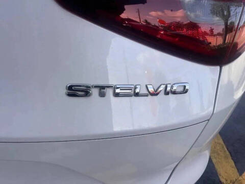 2019 Alfa Romeo Stelvio Ti Sport