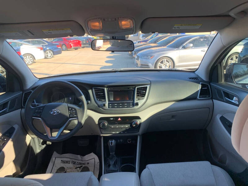 2017 Hyundai Tucson SE Plus