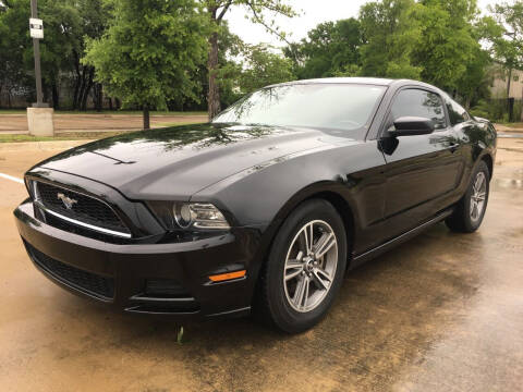 2013 Ford Mustang for sale at Safe Trip Auto Sales in Dallas TX
