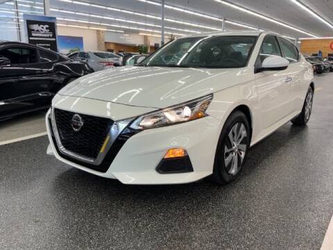 2020 Nissan Altima for sale at Dixie Imports in Fairfield OH