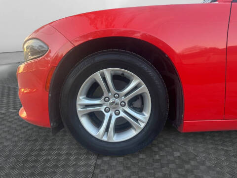 2017 Dodge Charger SE