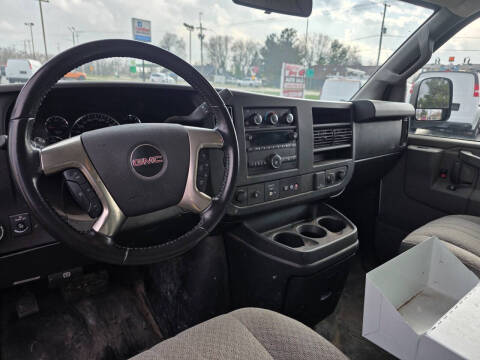 2017 GMC Savana 3500