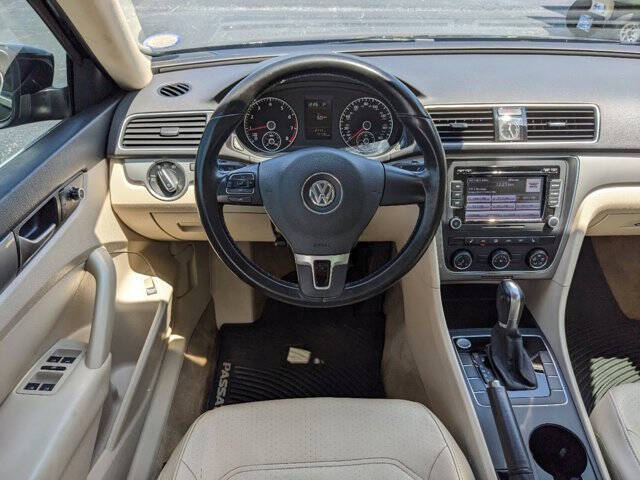 2015 Volkswagen Passat 10