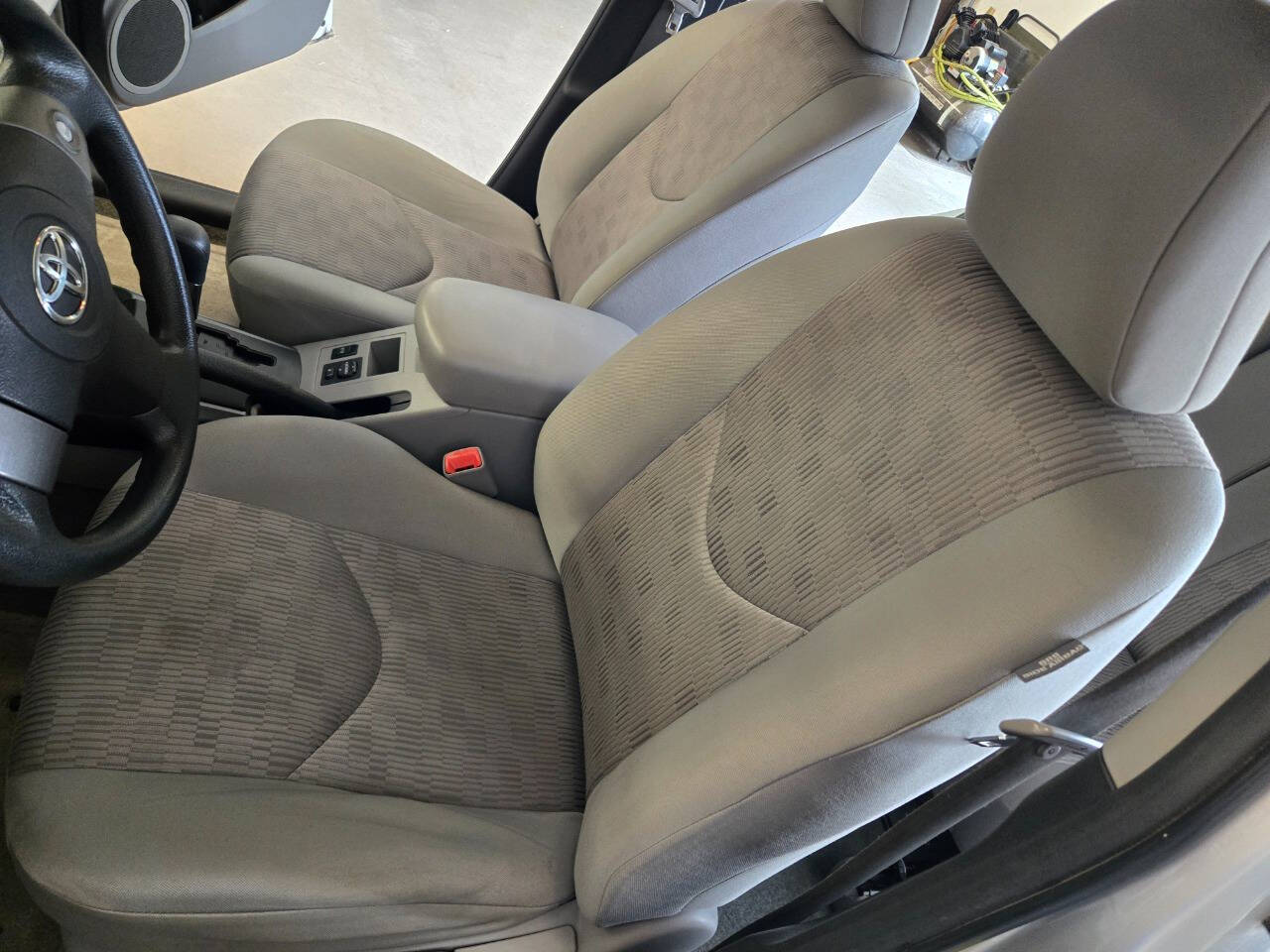 2011 Toyota RAV4 57