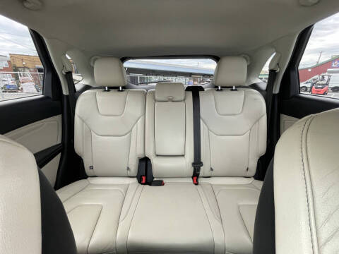 2016 Ford Edge Titanium