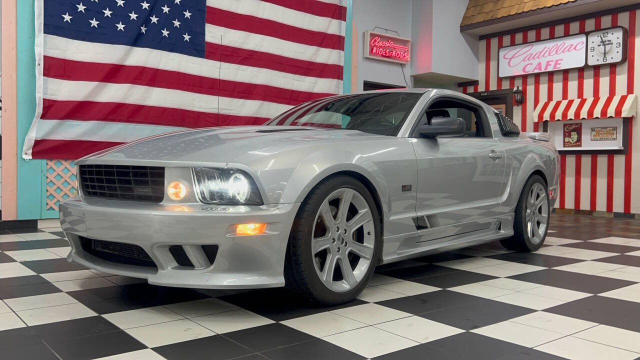 2006 Ford Mustang 1