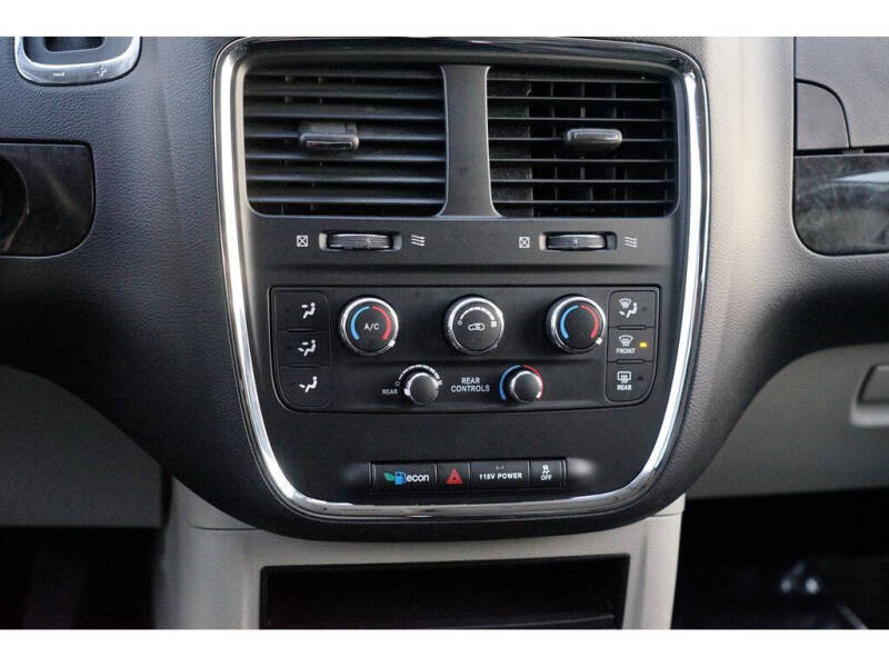 2017 Dodge Grand Caravan SE